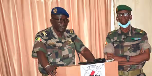 Mali – affaire de Gossi : le gouvernement accuse la France d’« espionnage » et de « subversion »