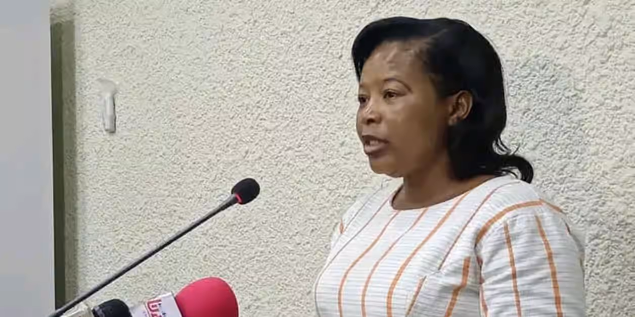 Burkina-France : Yéli Monique Kam, l’ancienne alliée de Compaoré et Kaboré en guerre contre Paris