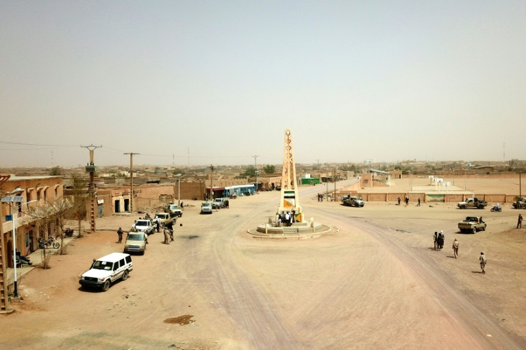 Top Mali Commander Calls On All Tuaregs To Fight Islamic State Group